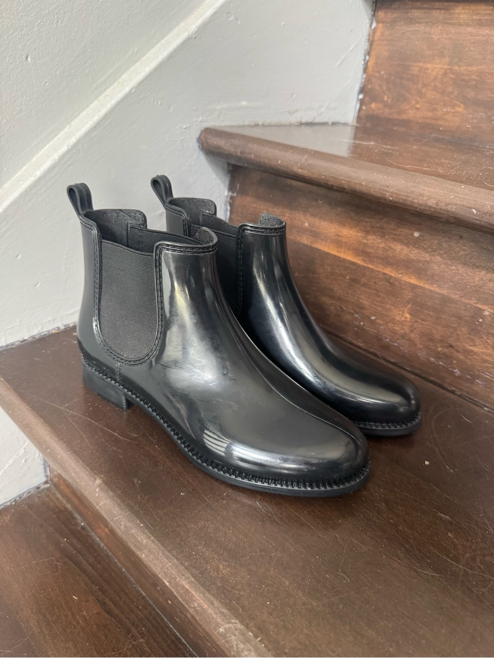 NWOT Henry Ferrera Black Gloss Chelsea Ankle Rain Boots